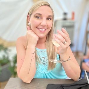 Meet your Posher, Melanie